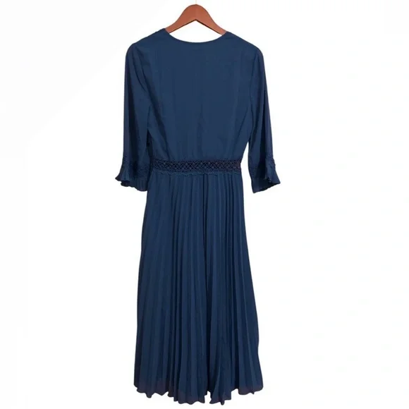 NWT ASOS DESIGN Lace Insert Pleated Midi Dress With Floral Embroidery - Size 6 - Picture 10 of 15